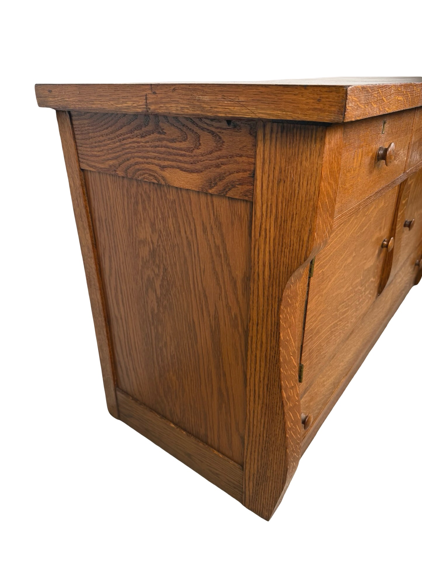 Antique Quarter-Sawn Oak Sideboard – Early 1900s American Arts &amp; Crafts Buffet