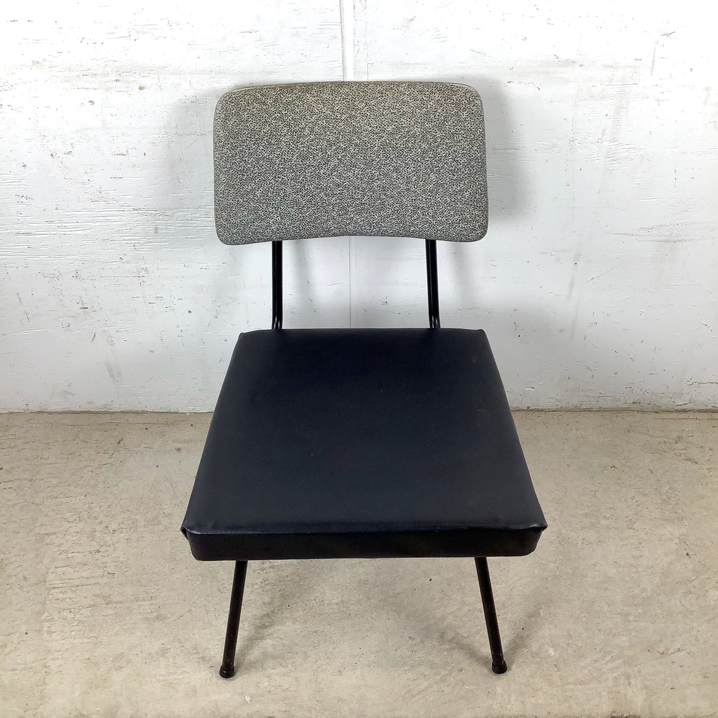 Vintage Mid-Century Modern Iron Rod Side Chair | Paul McCobb / Arbuck Manner | Gray Tweed Back | Black Vinyl Seat | c. 1950s