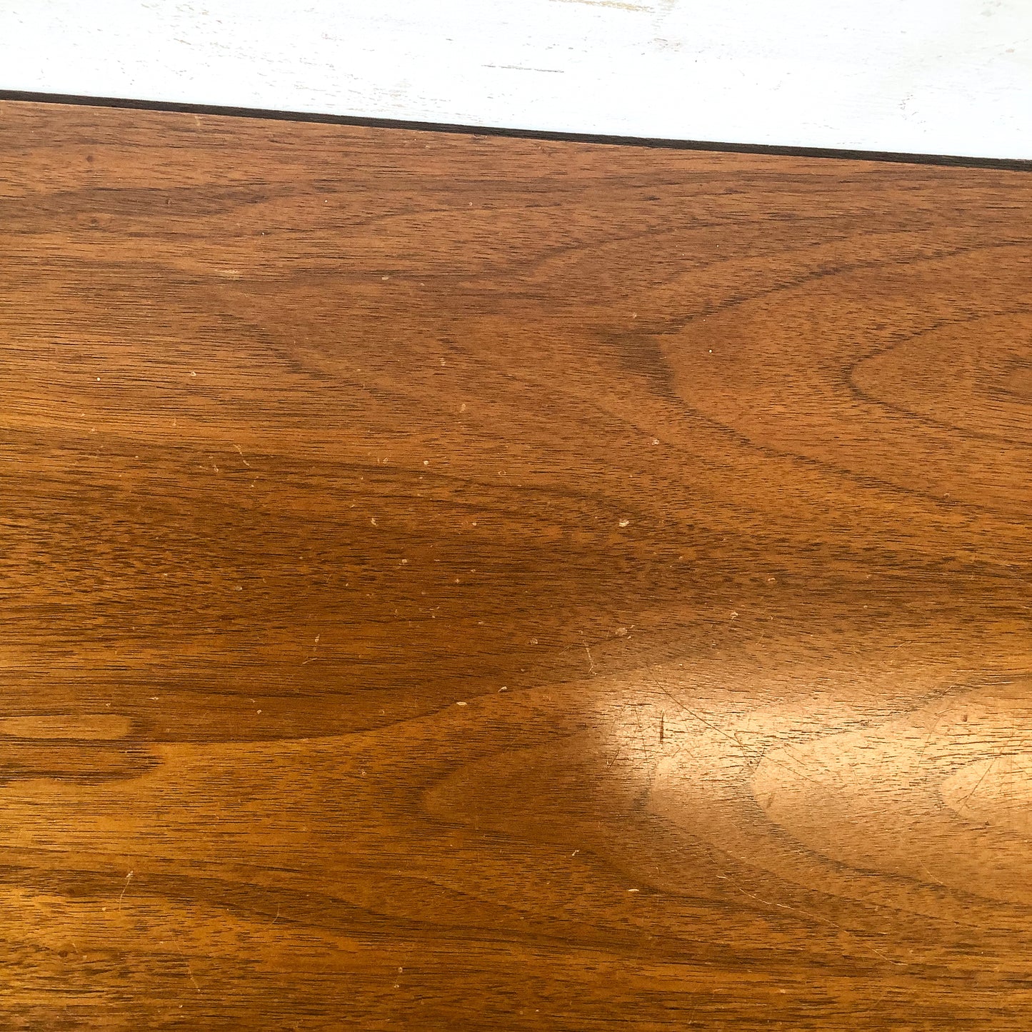 Vintage Mid-Century Walnut Nightstands with Sculpted Door Pulls – Pair