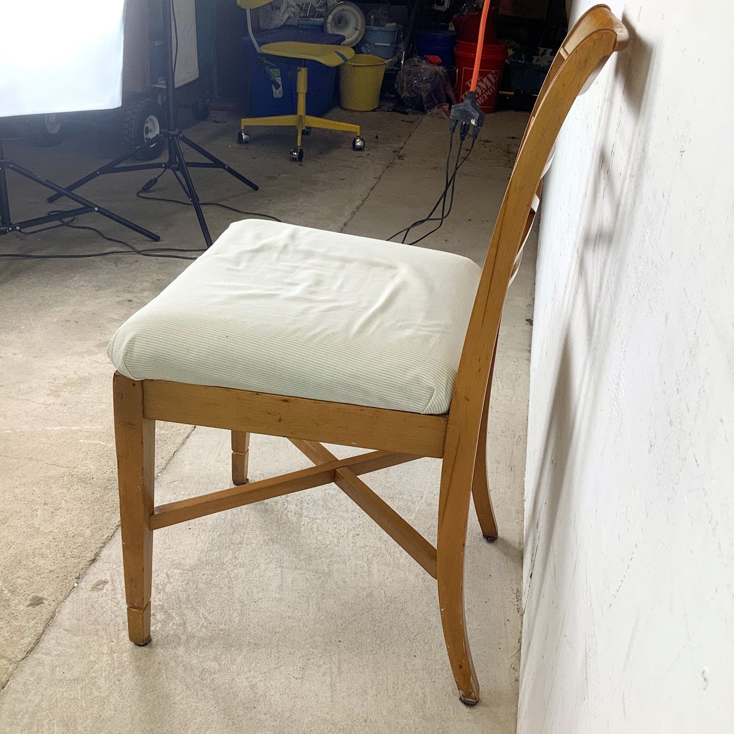 Vintage Neoclassical Style X-Back Side Chair