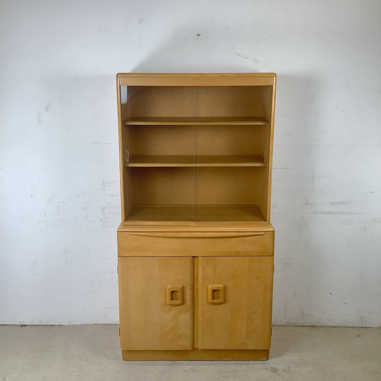 Heywood-Wakefield Wheat Display Hutch