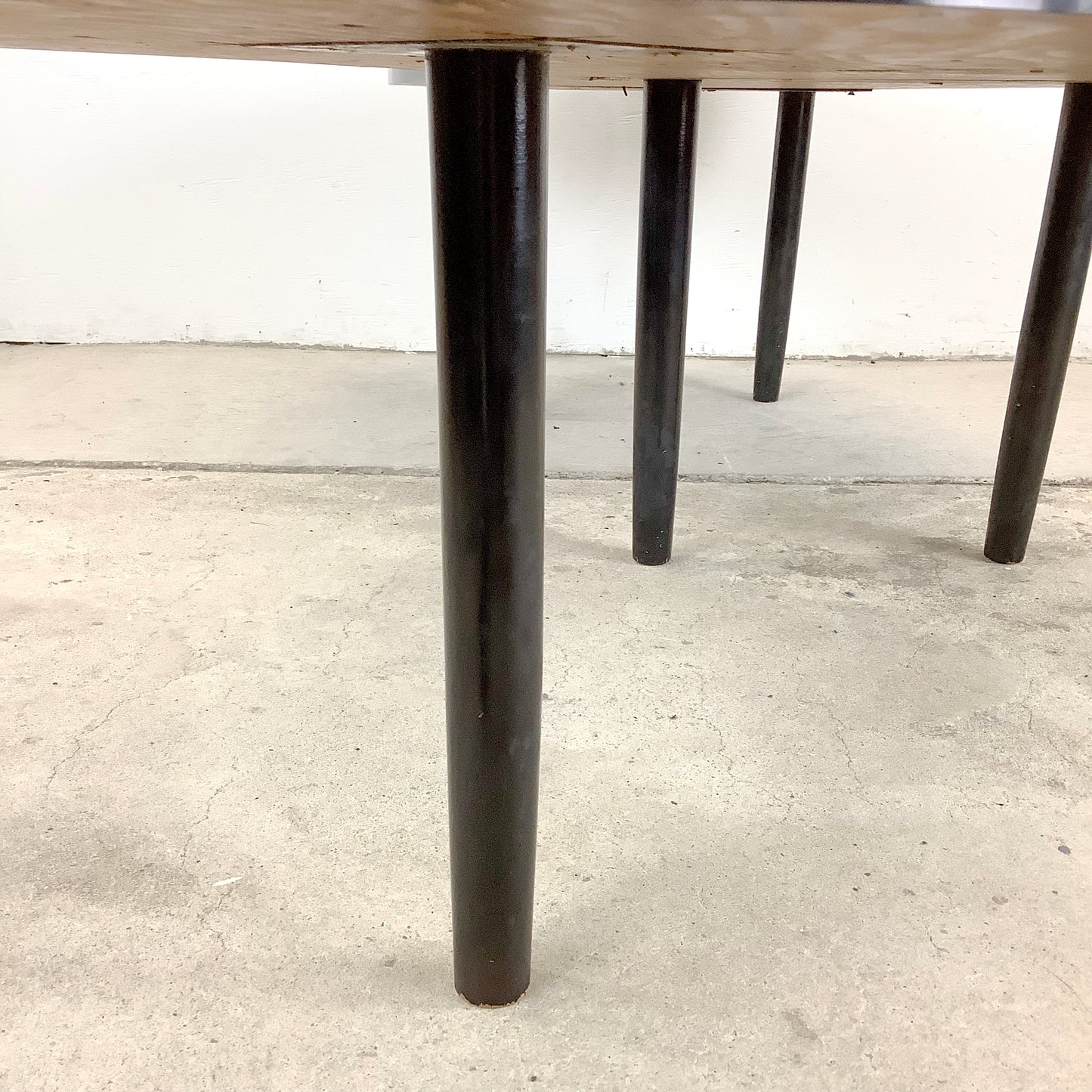 Atomic Modern Sculptural Coffee Table with Kidney-Shaped Form