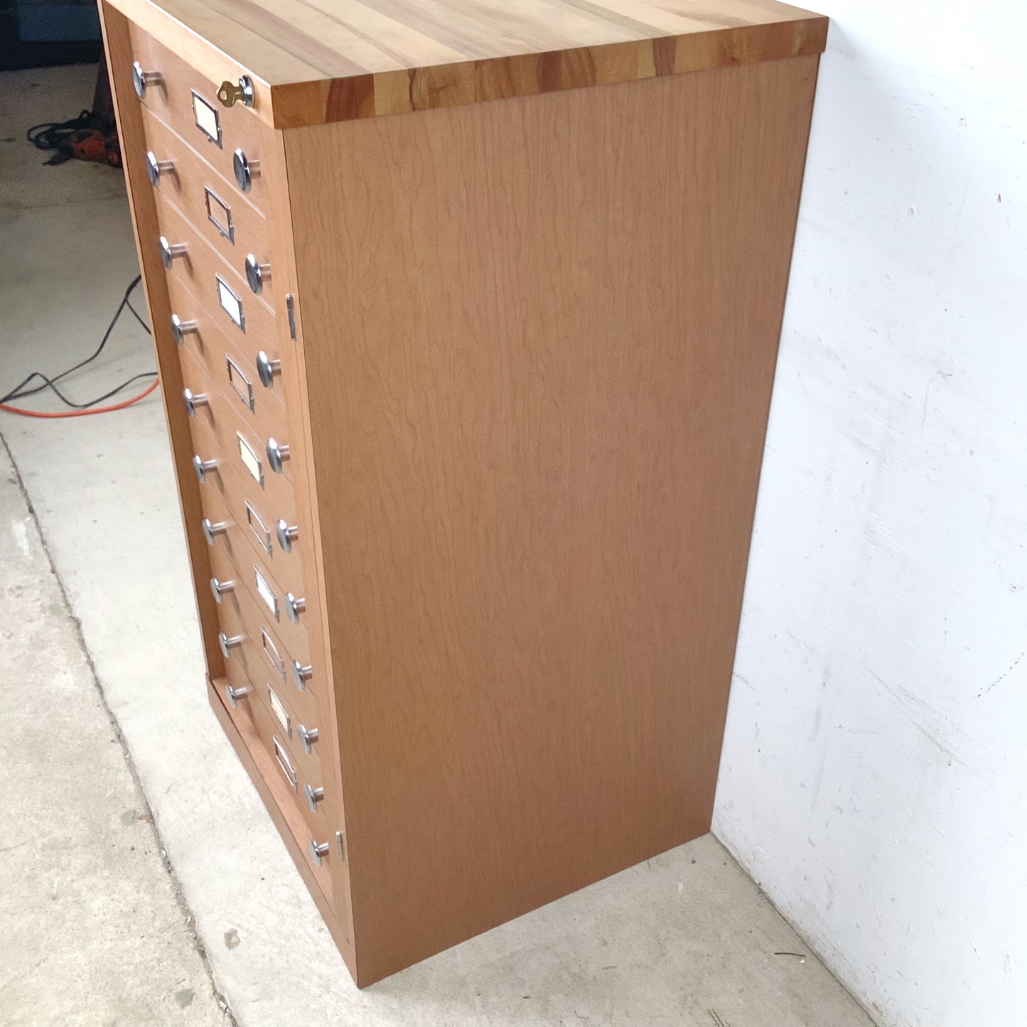 Ten-Drawer Museum Specimen Cabinet | Butcher Block Top | Felt-Lined Drawers