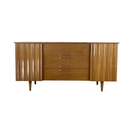 Mid-Century Modern Walnut Sideboard or Buffet