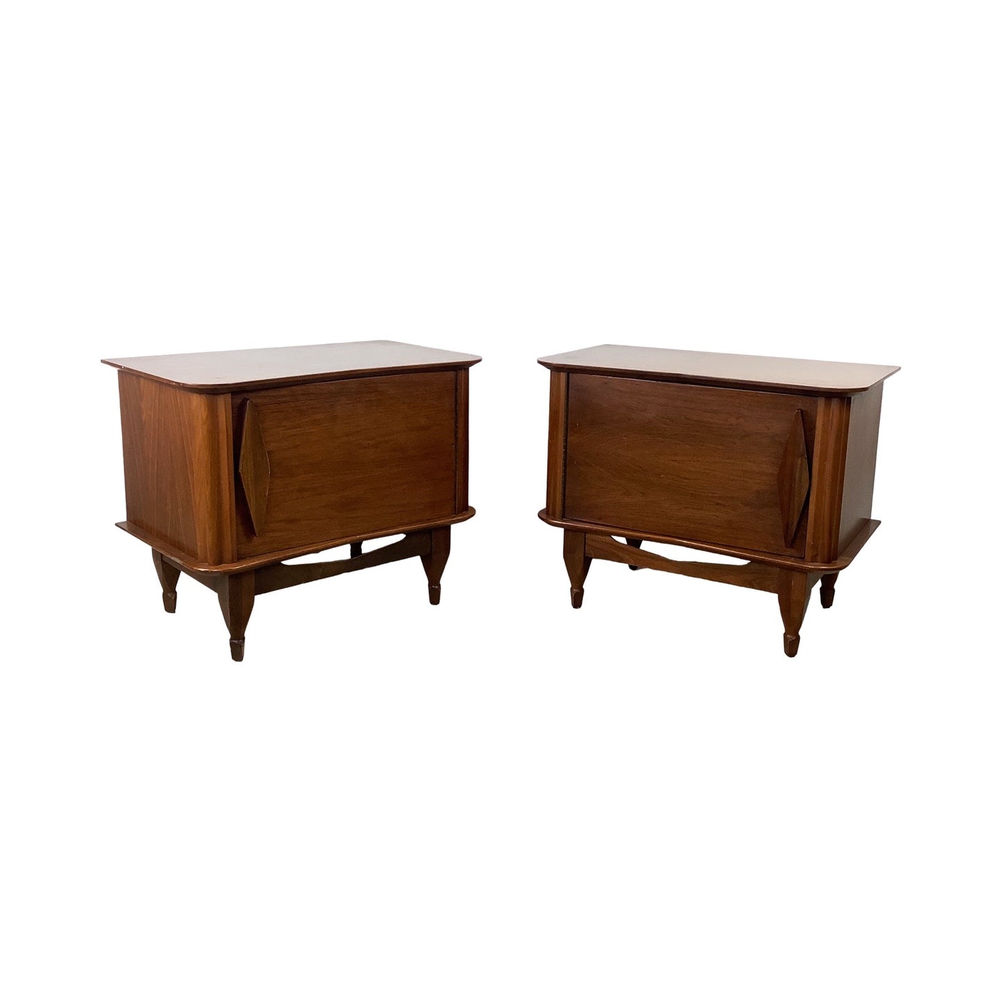 Vintage Mid-Century Walnut Nightstands with Sculpted Door Pulls – Pair