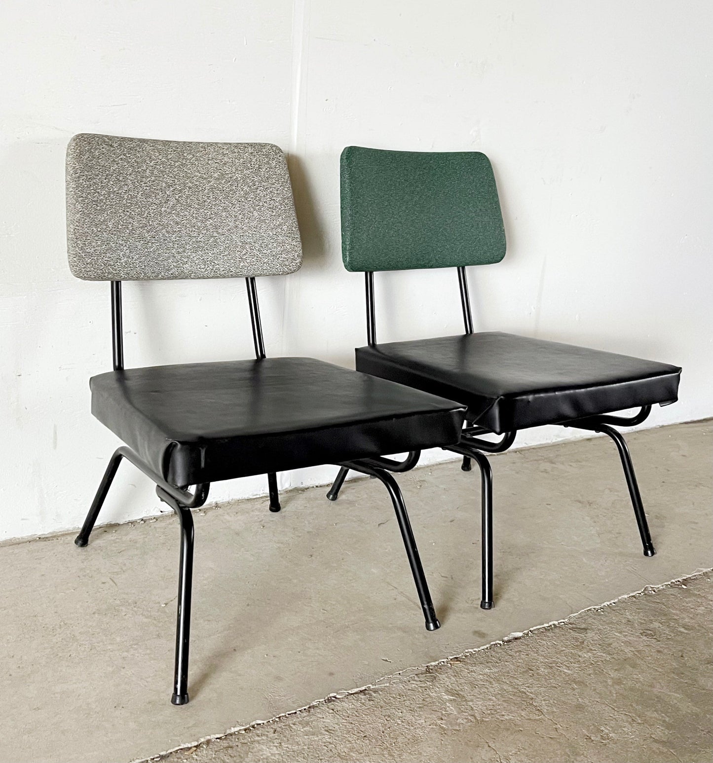 Pair Mid-Century Modern Side Chairs