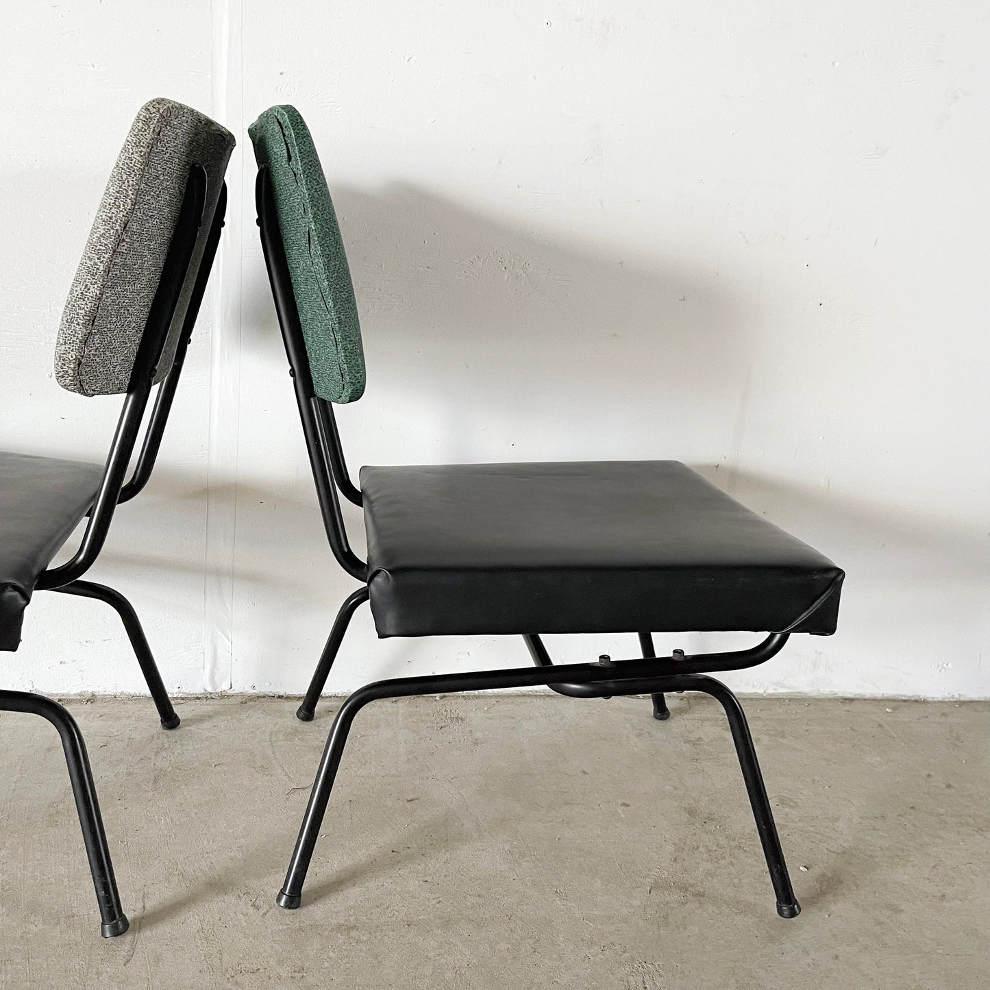 Pair Mid-Century Modern Side Chairs