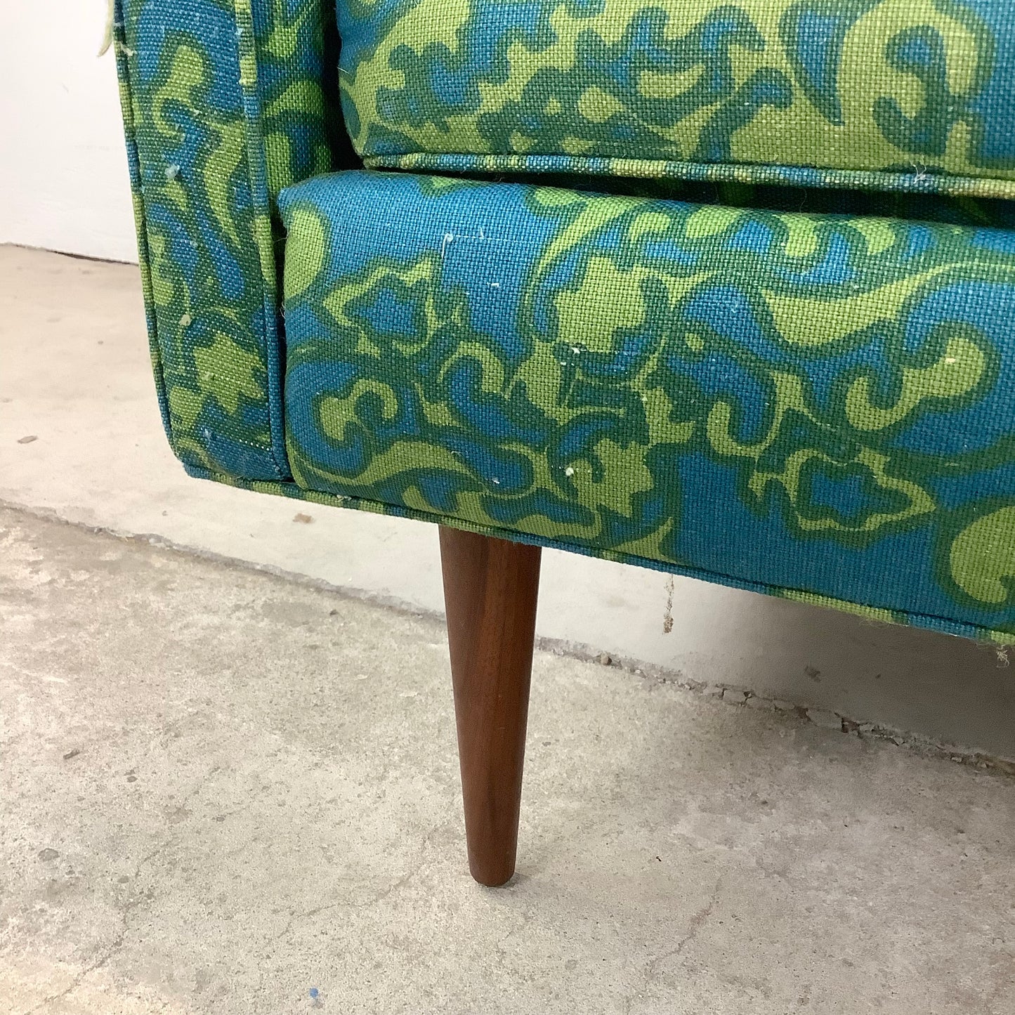Vintage Modern Green Lounge Chair