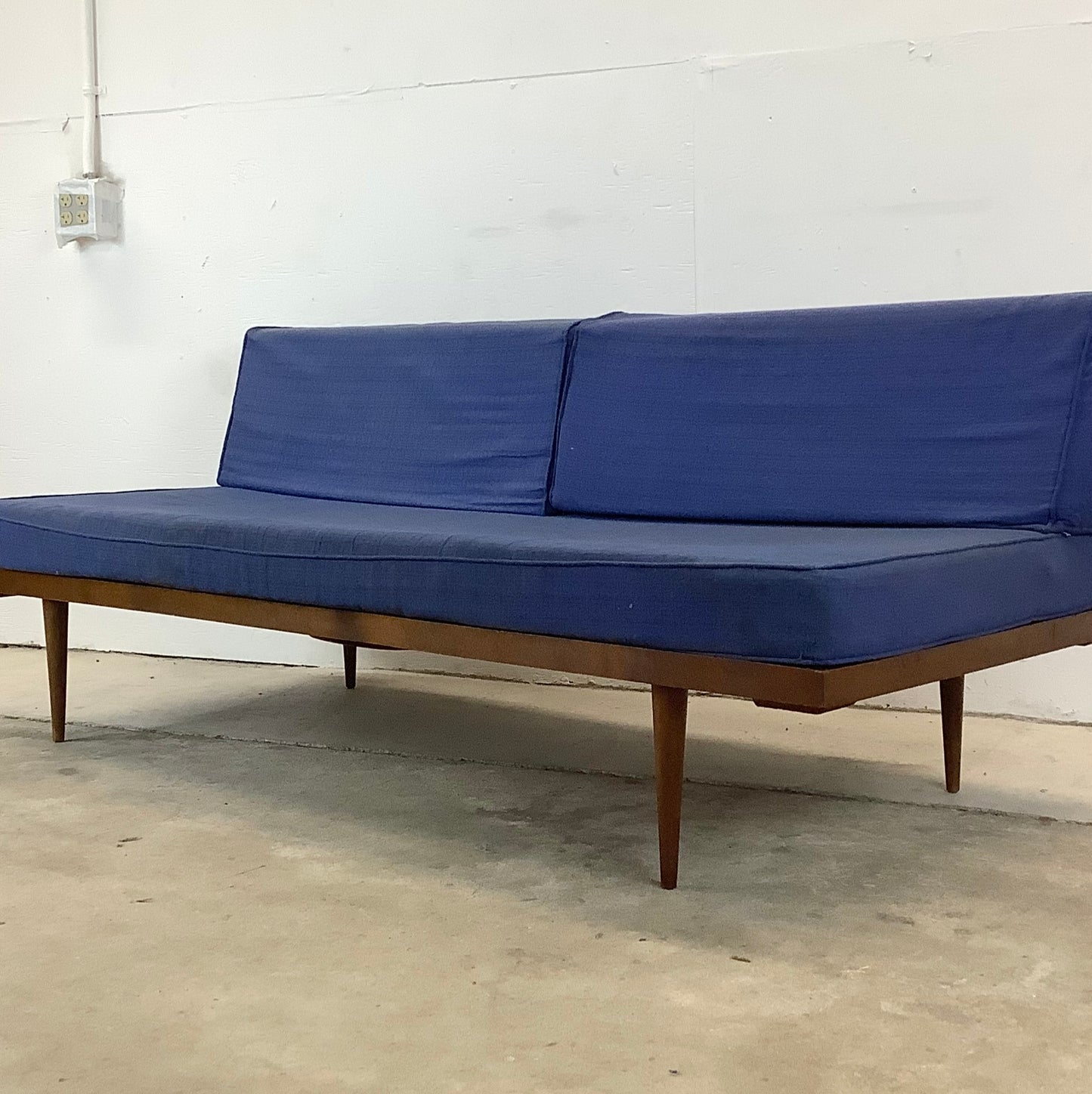 Mid-Century Modern Daybed