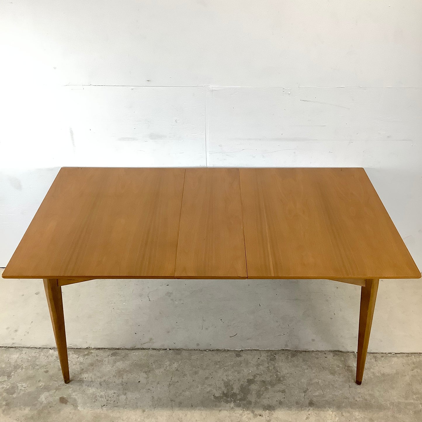 Mid-Century Dining Table With One Leaf