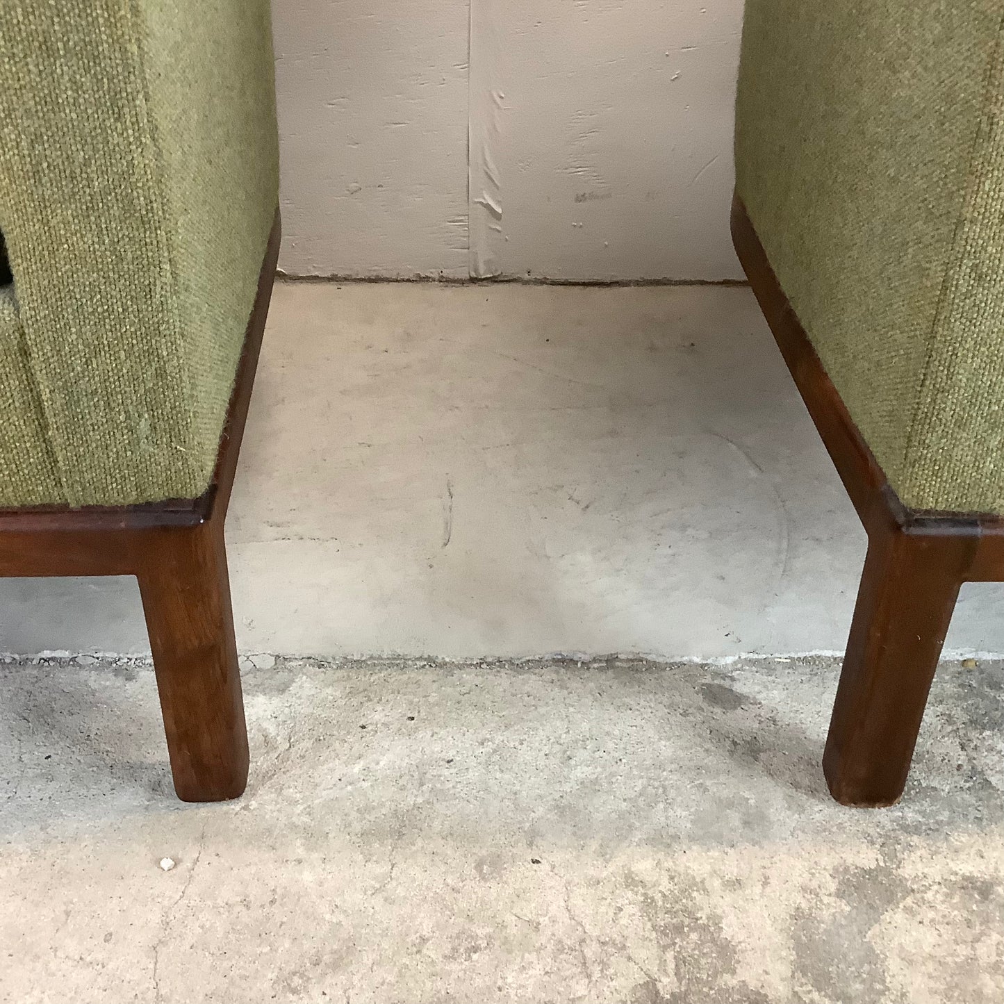 Mid-Century Modern Lounge Chairs by Metropolitan Furniture