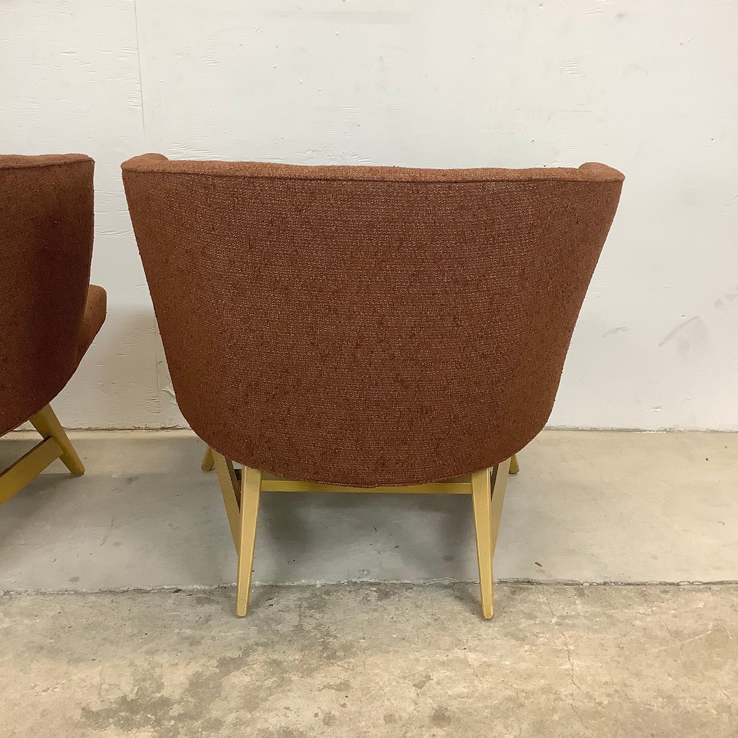 Pair Mid-Century Modern Lounge Chairs