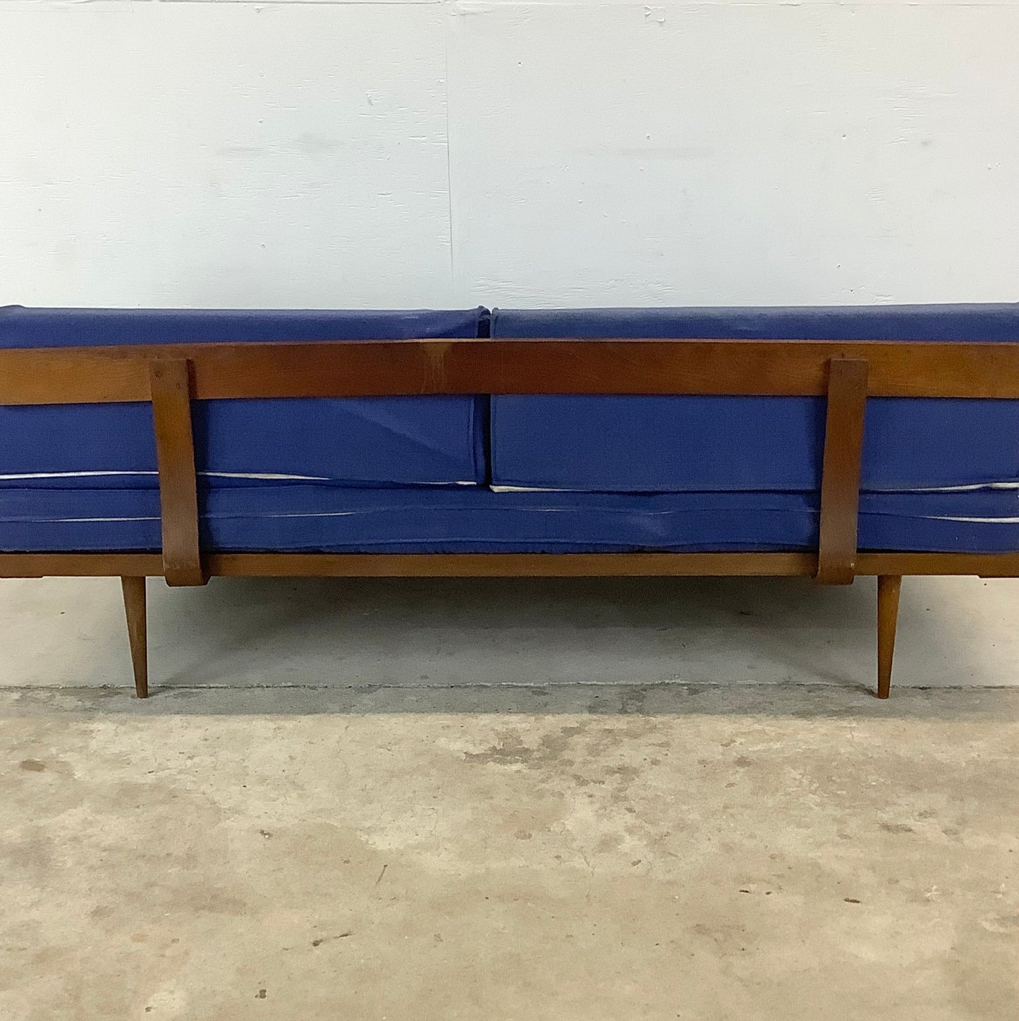 Mid-Century Modern Daybed