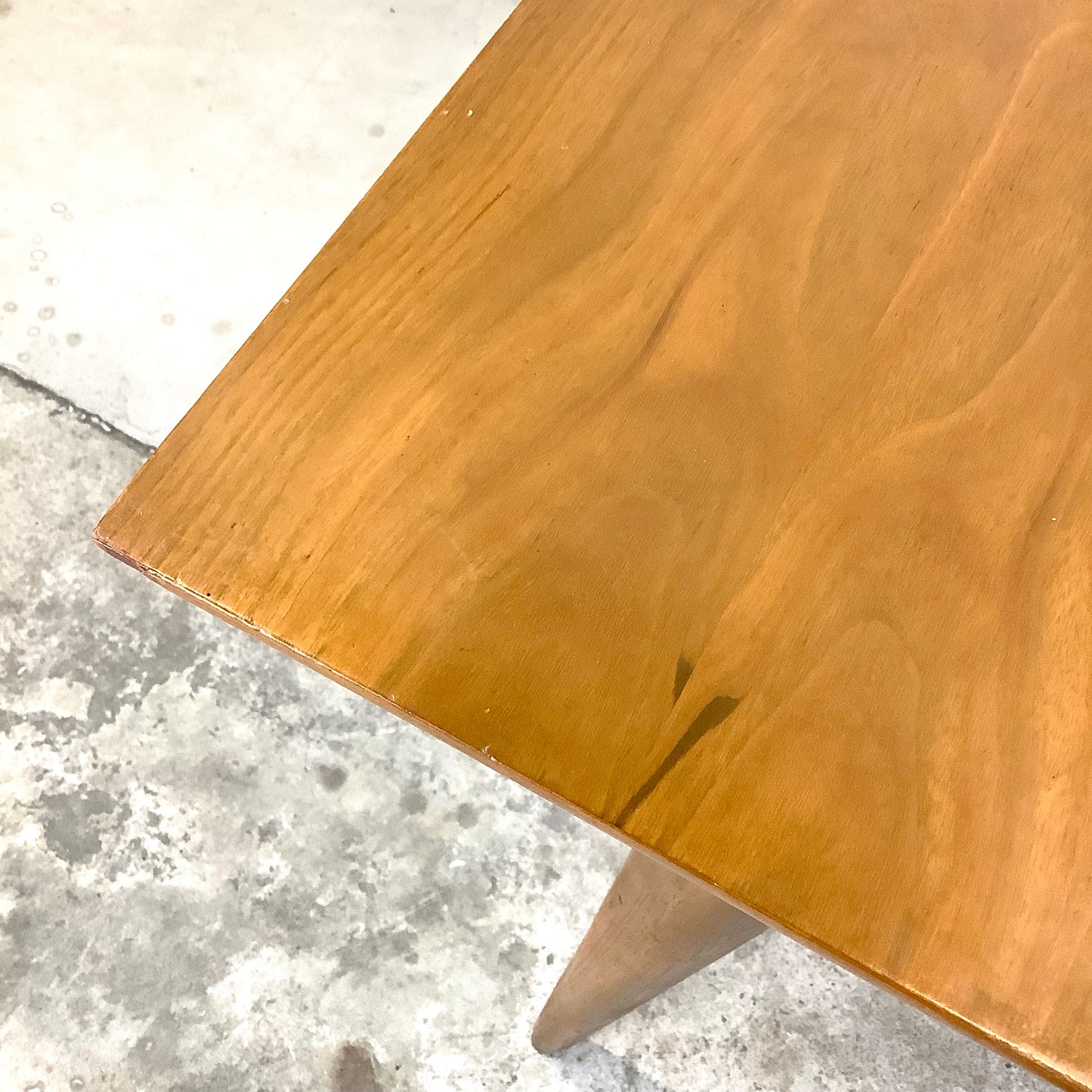 Mid-Century Dining Table With One Leaf