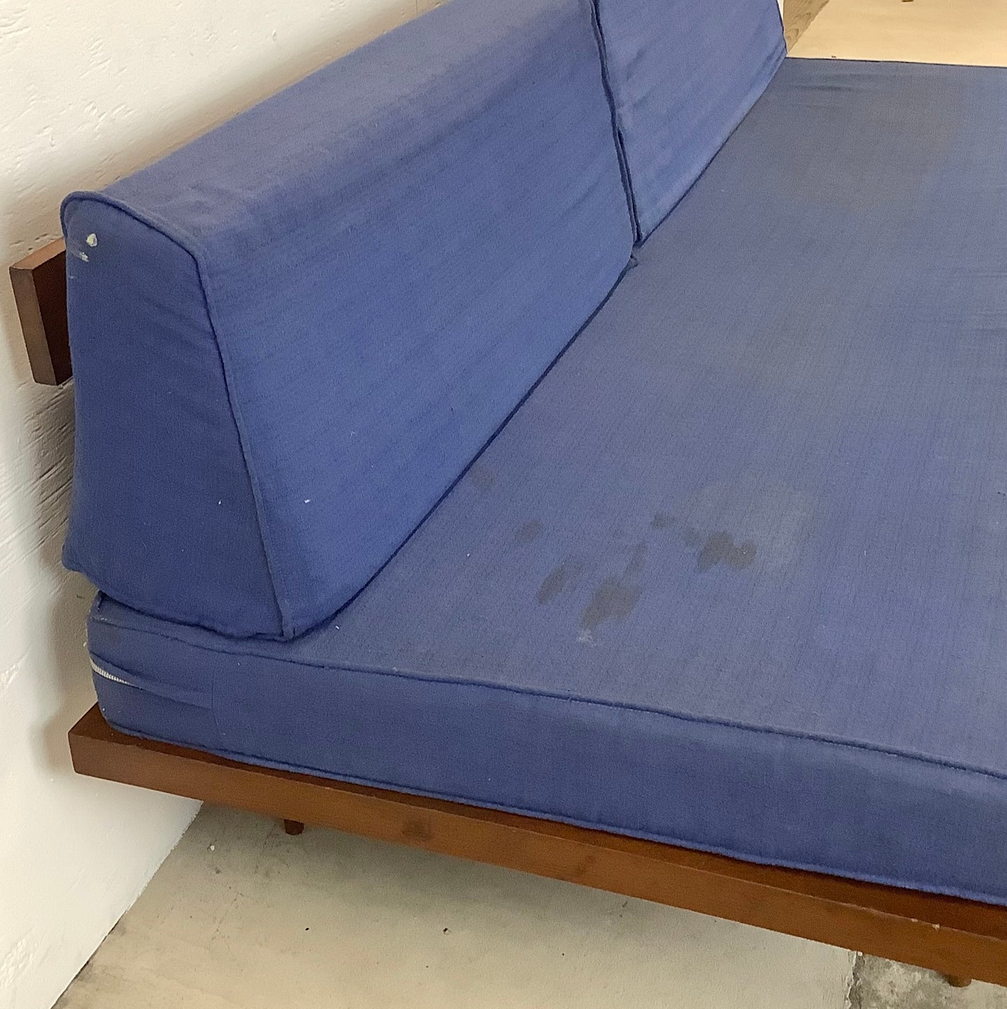 Mid-Century Modern Daybed