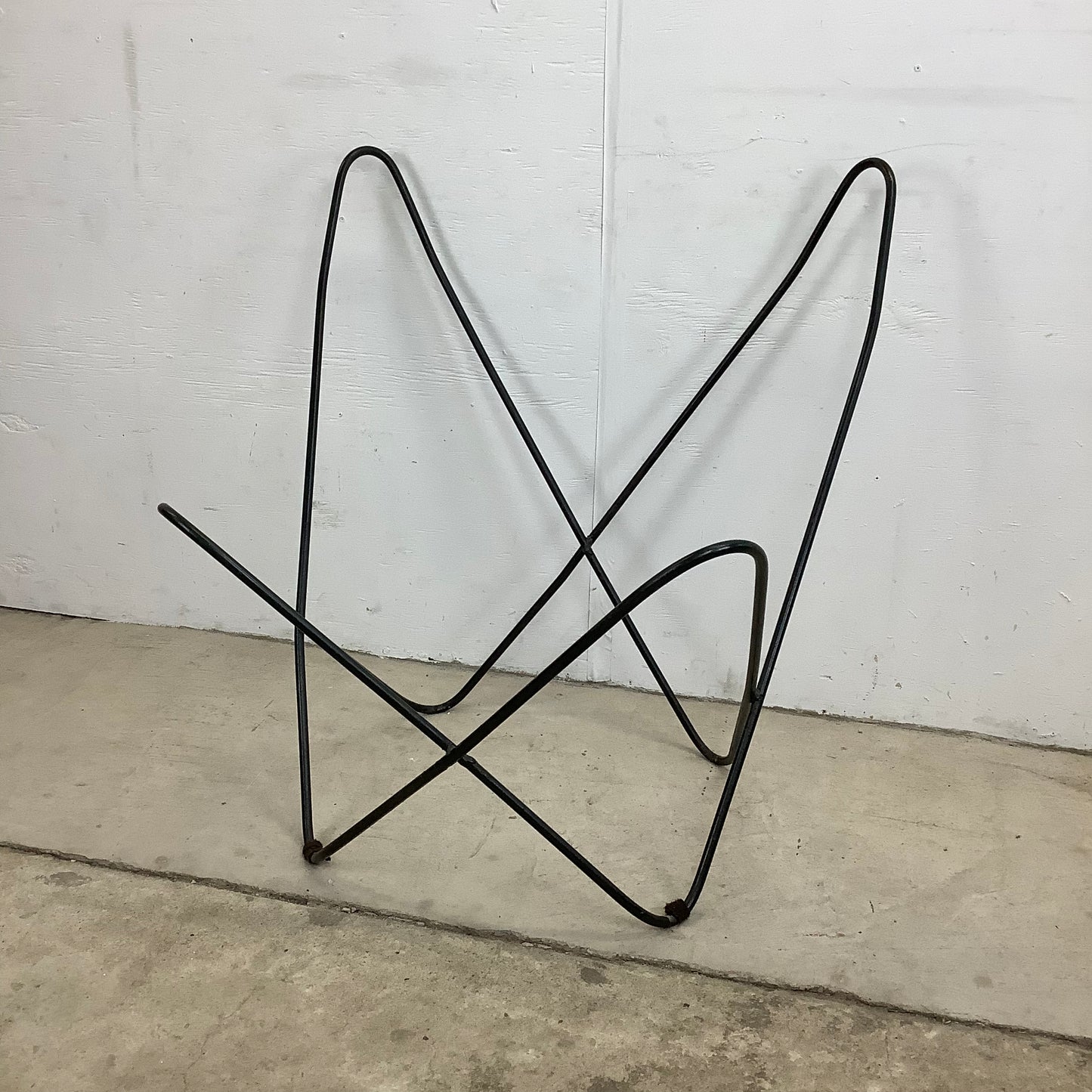 Mid-Century Modern Iron and Leather Butterfly Chair